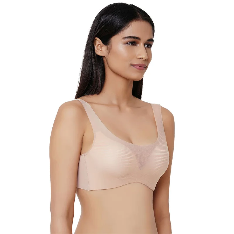 Aura Padded Non-wired 3/4th Cup Everyday Wear Full coverage Bralette - Beige