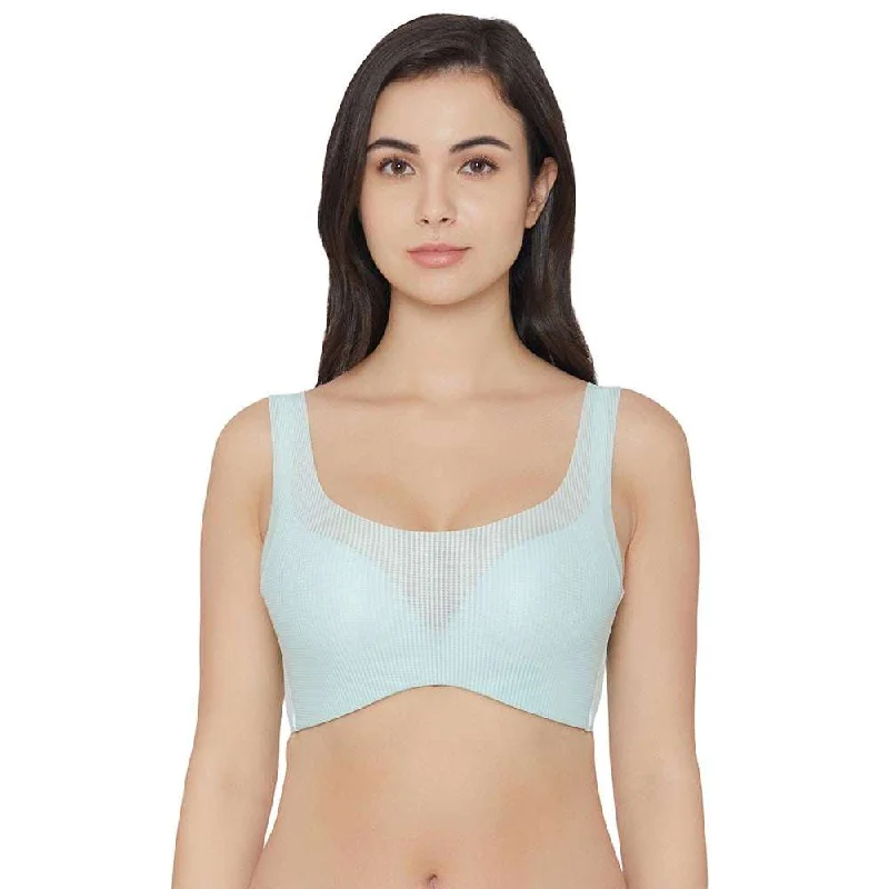 Aura Padded Non-wired 3/4th Cup Everyday Wear Full coverage Bralette - Mint Green