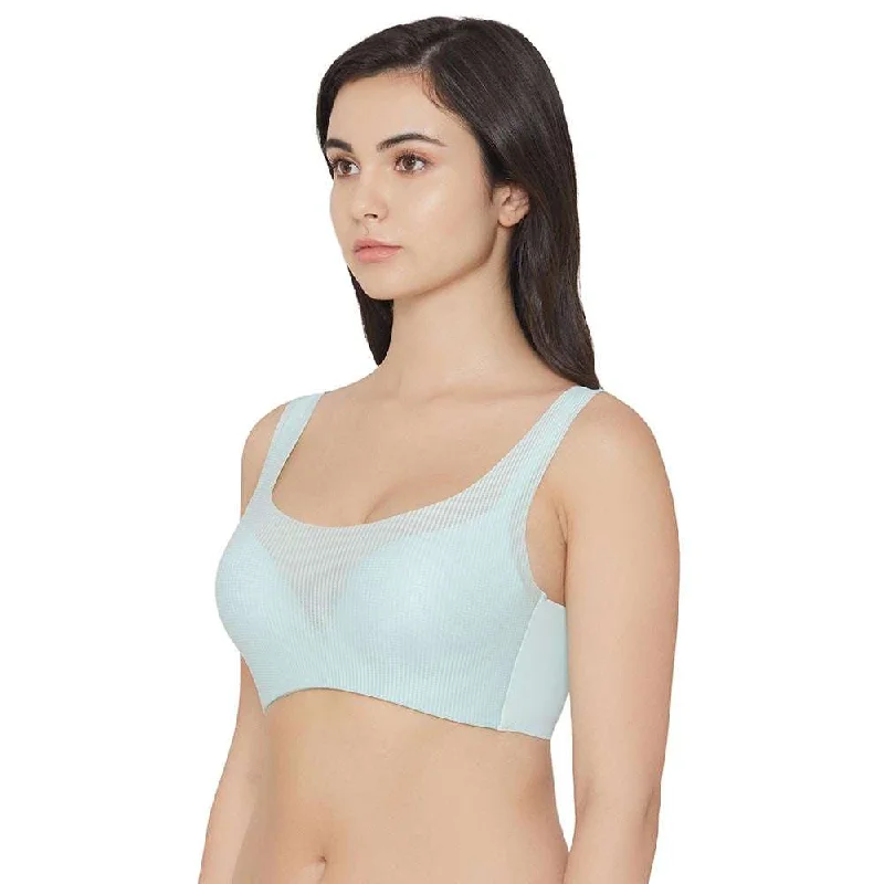 Aura Padded Non-wired 3/4th Cup Everyday Wear Full coverage Bralette - Mint Green