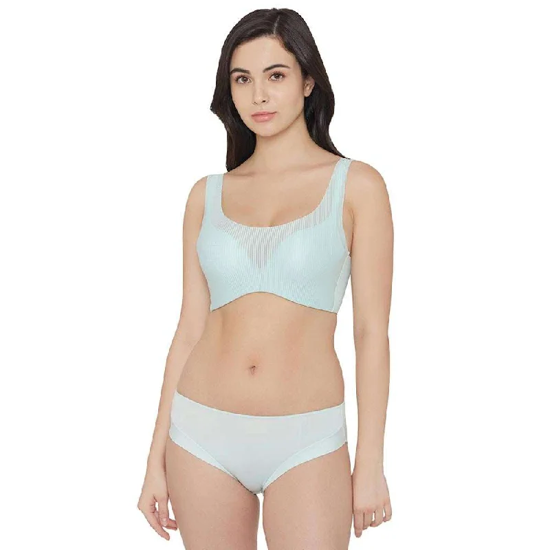 Aura Padded Non-wired 3/4th Cup Everyday Wear Full coverage Bralette - Mint Green