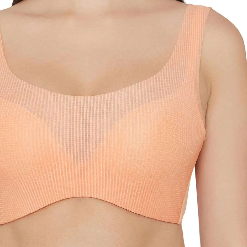 Aura Padded Non-wired 3/4th Cup Everyday Wear Full coverage Bralette - Orange