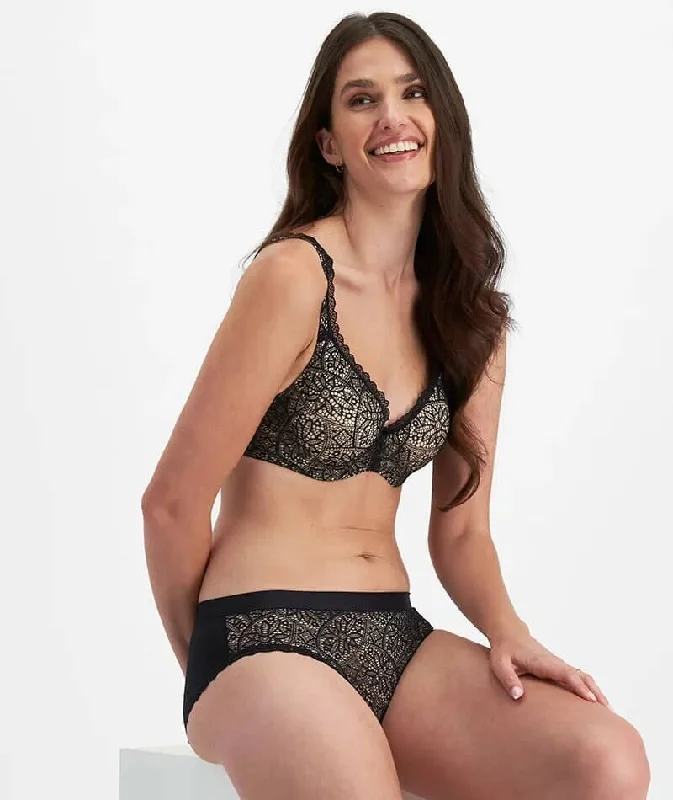 Berlei Barely There Lace Contour Bra - Black