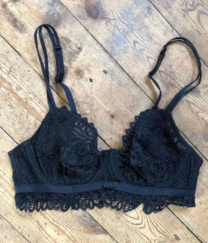 Black Lace Underwired Bra