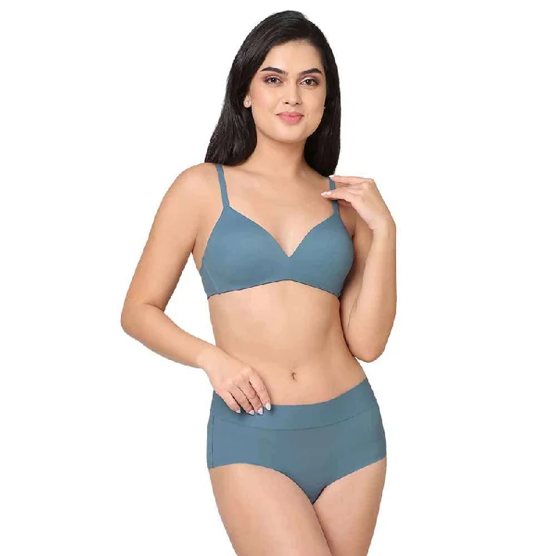 How Perfect Padded Non-wired 3/4th Cup Everyday Wear Seamless T-Shirt Bra - Blue