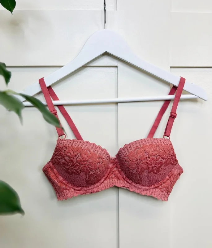 Pink Delicate Lace Padded Wired Bra