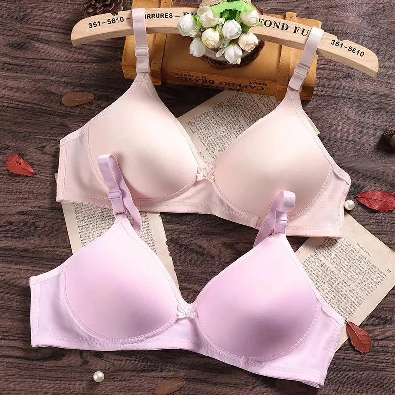 32B / Off-White