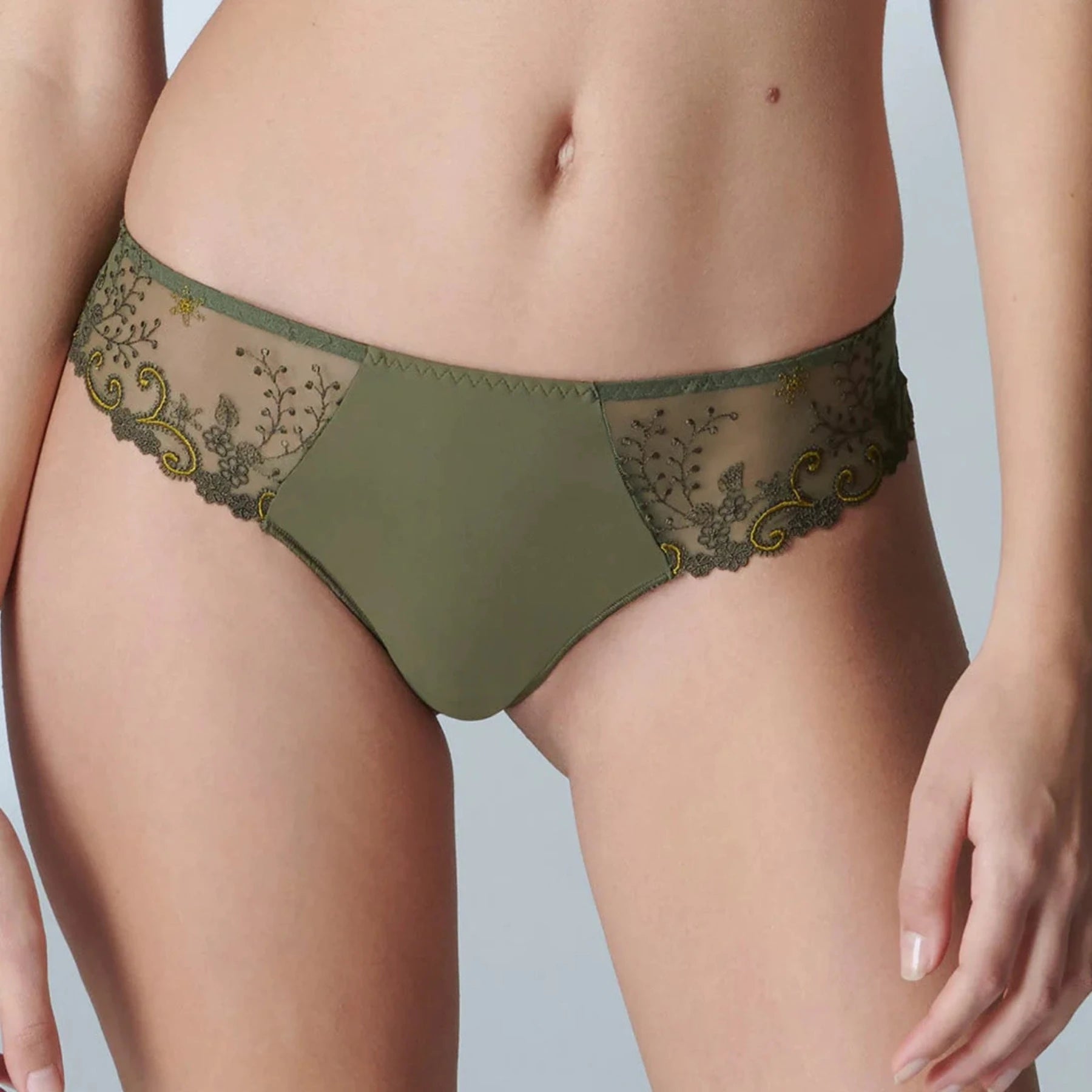 Delice Thong 12X700 - Safari