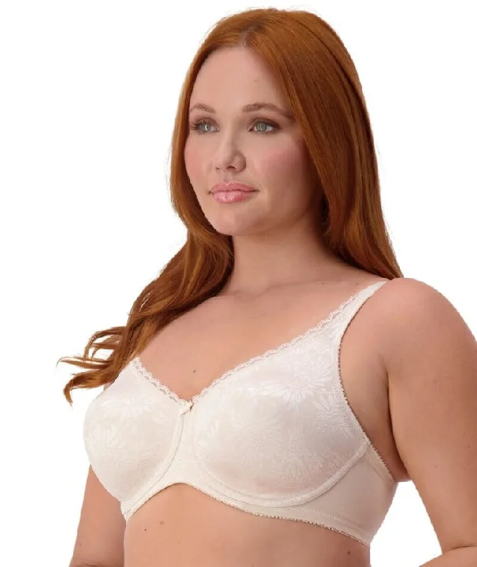 Triumph Everyday Moulded Bra - Fawn