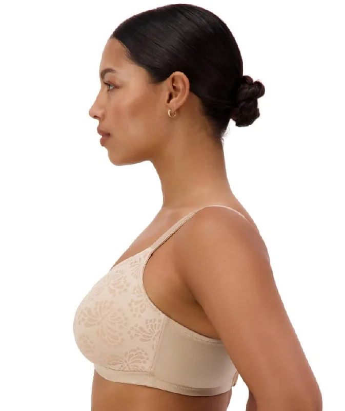 Triumph Lacy Minimiser Wire-Free Bra - New Beige