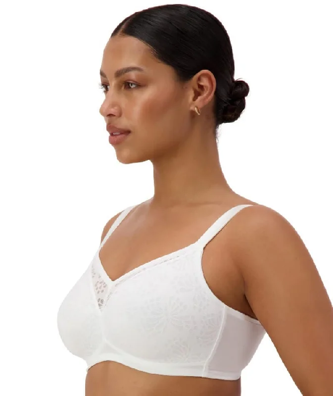 Triumph Lacy Minimiser Wire-Free Bra - White