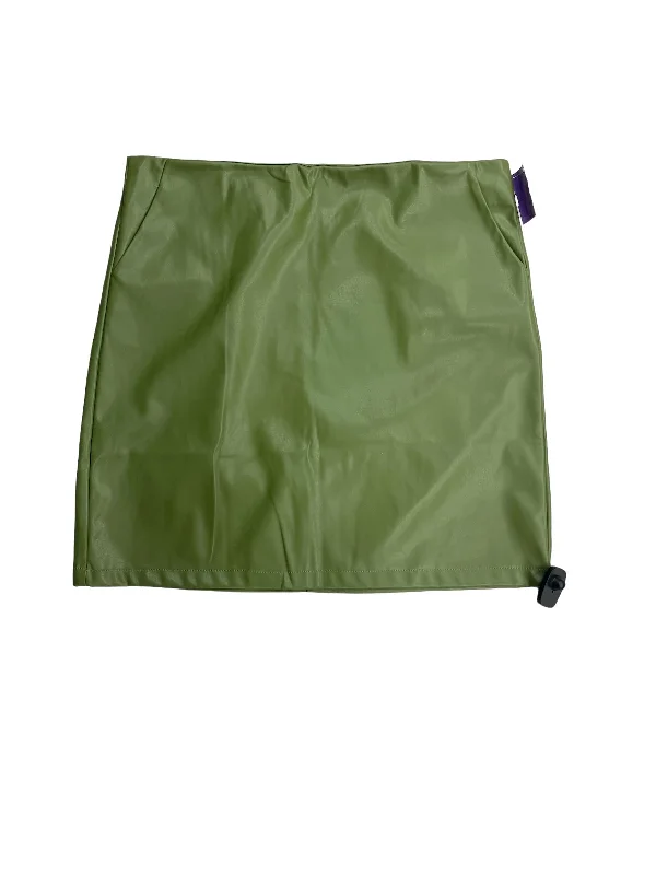 Green Skirt Mini & Short Clothes Mentor, Size Xl